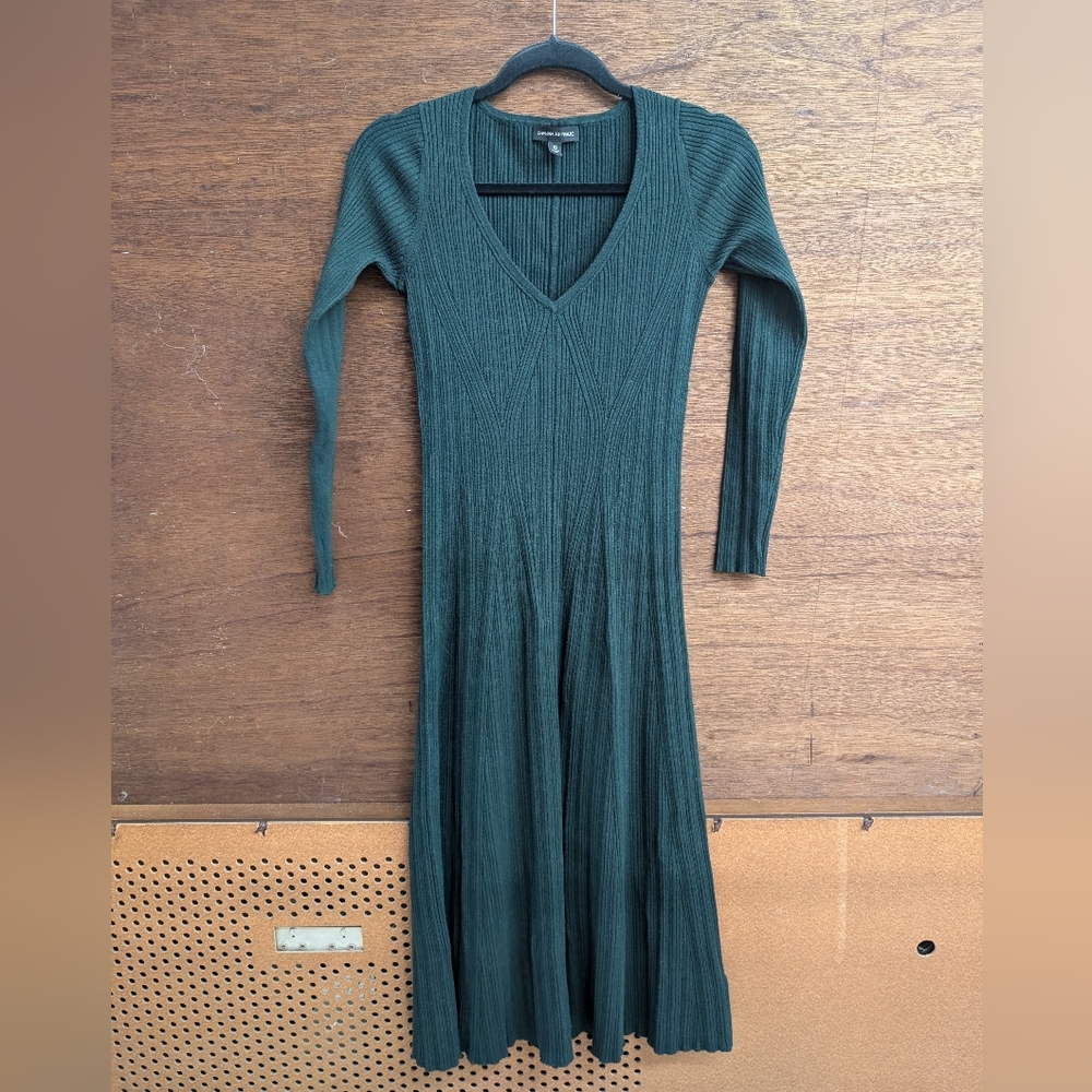 Banana Republic emerald hunter green sweater dress xs (fits like small)